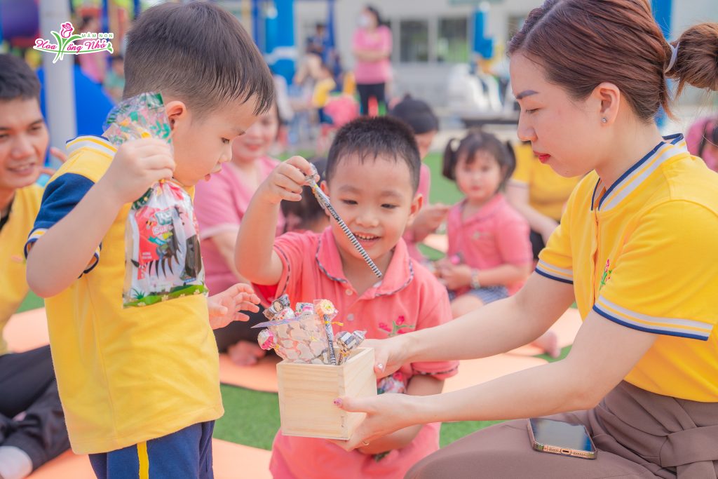 Trường Mầm Non Hoa Hồng Nhỏ