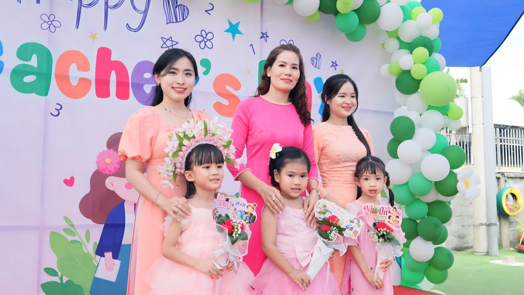 Trường Mầm Non Hoa Hồng Nhỏ